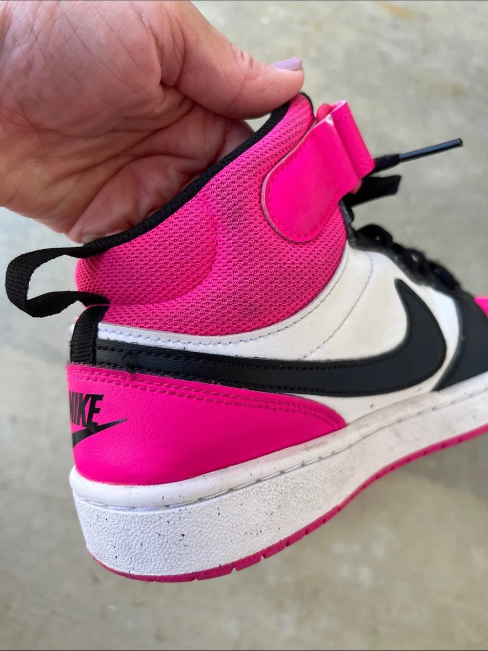 Nike Girl’s Court Borough Mid 2 Basketball Shoes